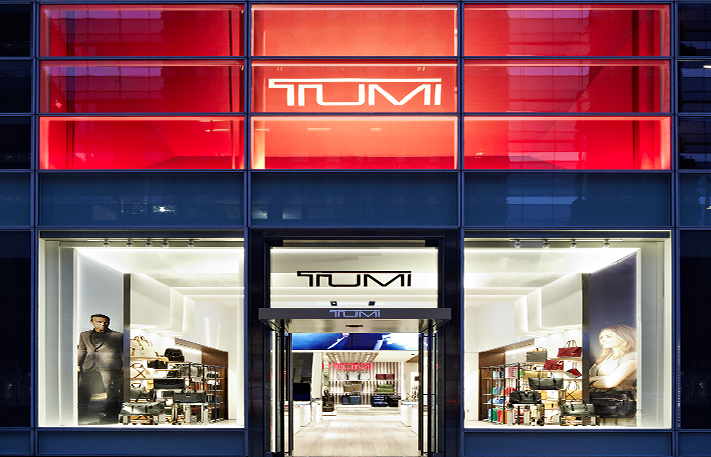 Tumi Store, New York by Walker Zanger
