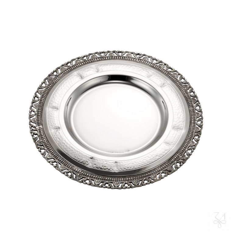 Kiddush Plate D.-20cm Hammered w/ Castings by Zaramella Argenti srl