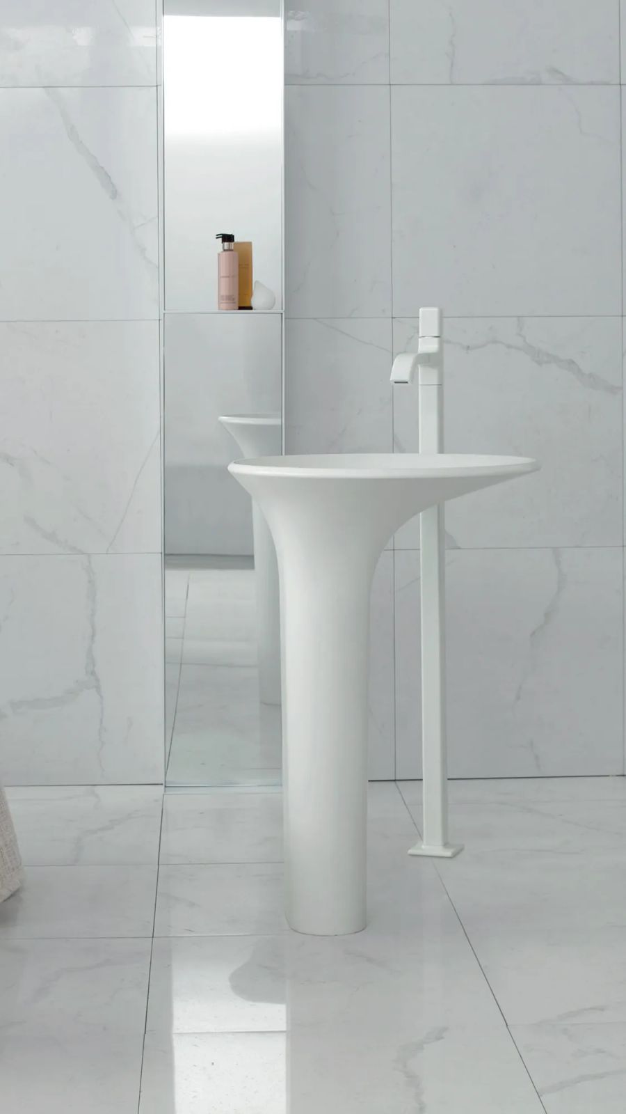 Faraway Bathtub by ZUCCHETTI