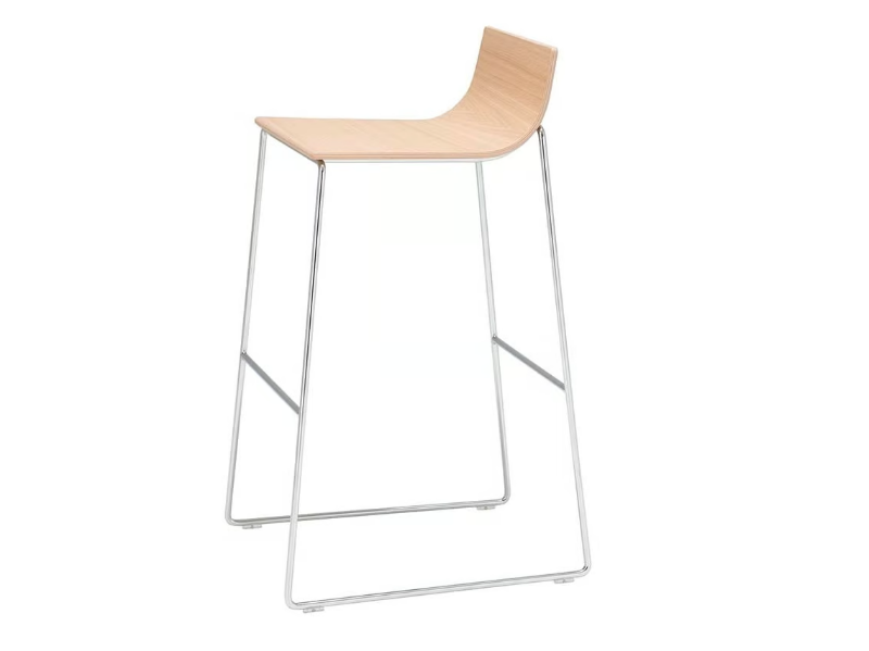 LINEAL BQ0590/BQ0600 - Stackable sled base stool by Andreu World