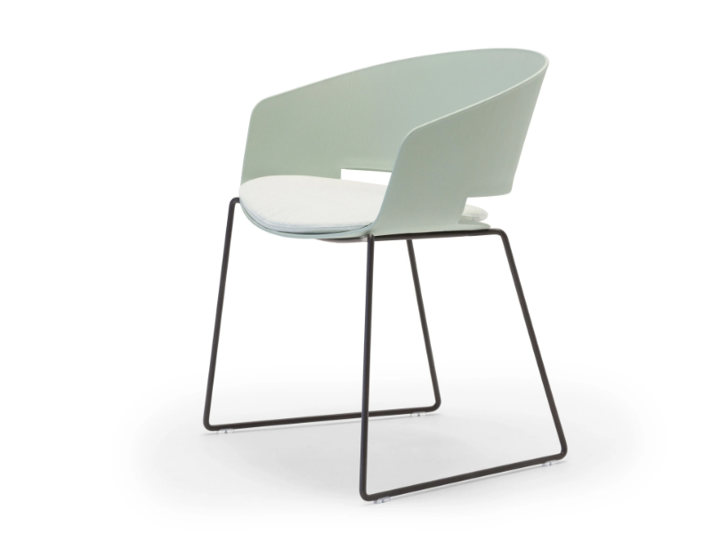 RONDA OUTDOOR SO0434 - Sled base garden chair with armrests by Andreu World