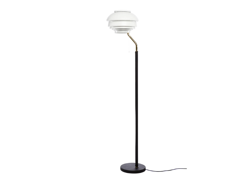 A808 - Floor lamp by Artek