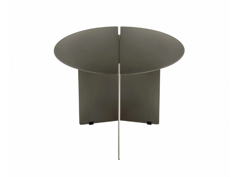 ORU - Round steel coffee table by Blomus