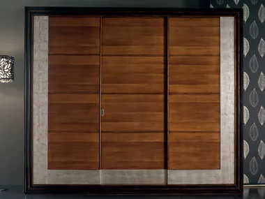 ÉTOILE NIGHT - Solid wood wardrobe with sliding doors by Cantiero