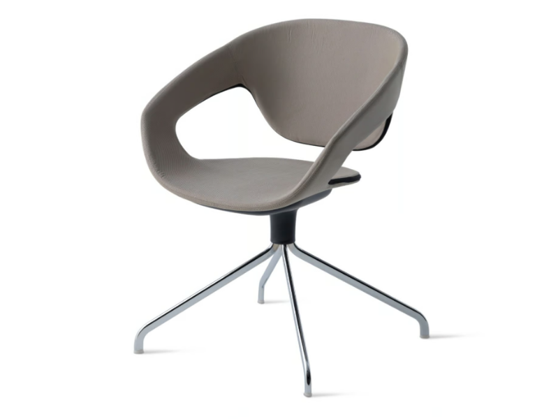 VAD GIREVOLE IMBOTTITA - Swivel upholstered trestle-based chair by Casamania & Horm