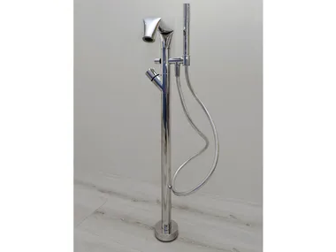 FOLD - Floor standing bathtub tap with hand shower by Ceramica Flaminia