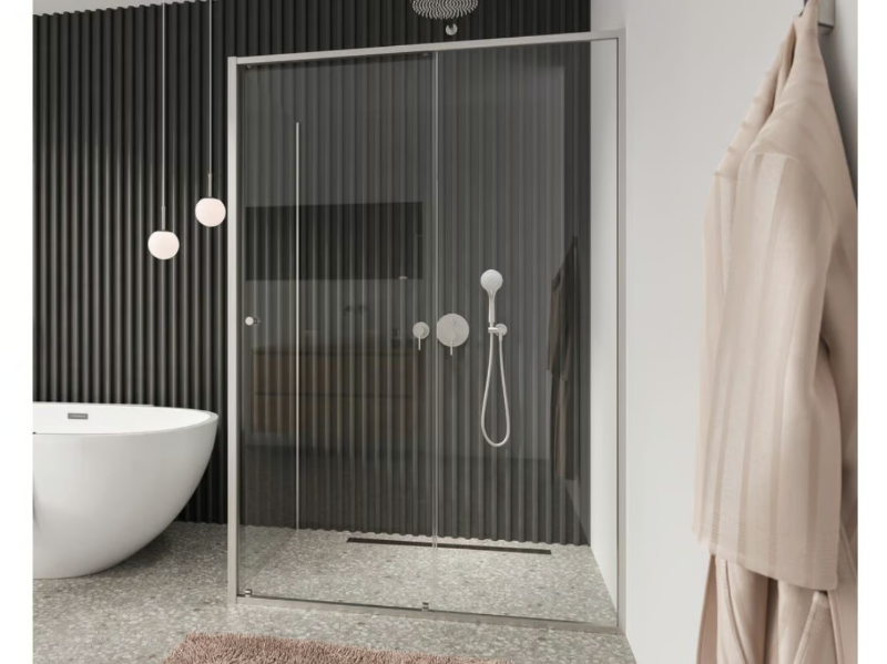 OUTLINE - Corner tempered glass shower cabin with sliding door by Coram