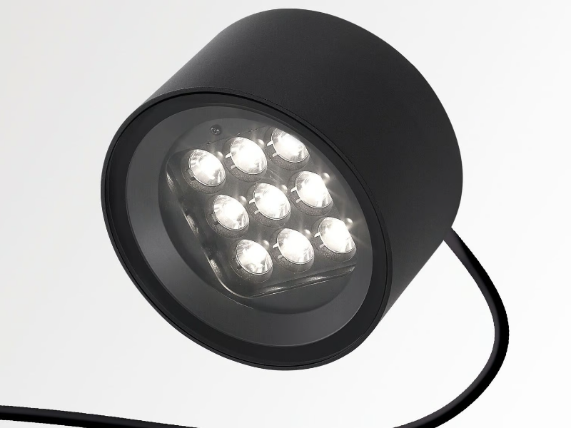 FRAX MB POLE - LED Outdoor floodlight by Deltalight
