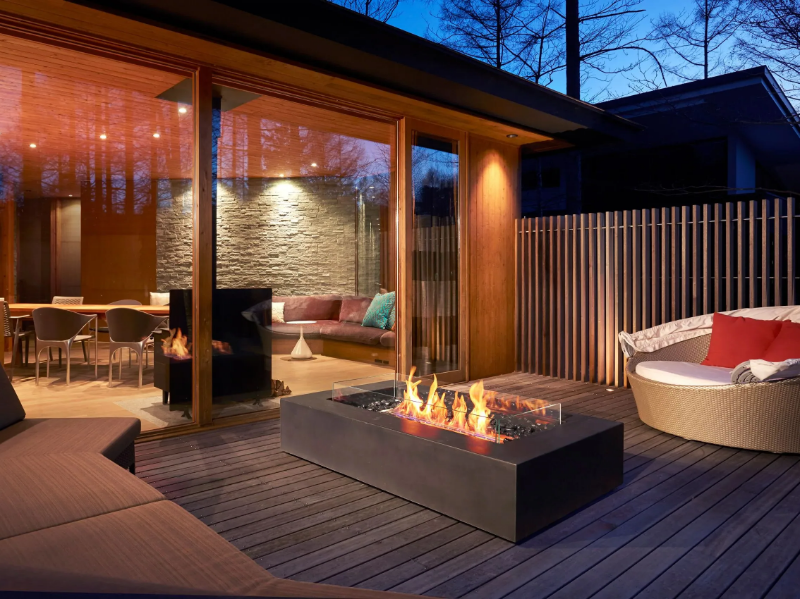 WHARF 65 - Freestanding bioethanol or gas fireplace by EcoSmart Fire