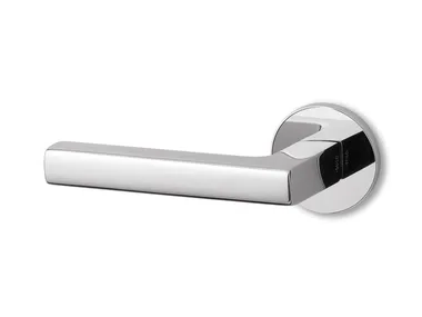 UNIT R6 - Brass door handle on rose by Ento