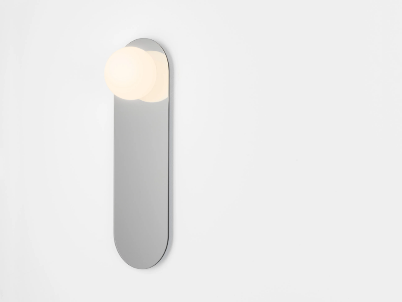 CIRC - Oval wall-mounted mirror with integrated lighting by Estiluz