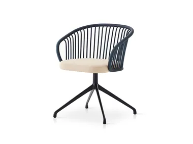 HUMA - Swivel rattan chair with integrated cushion by EXPORMIM