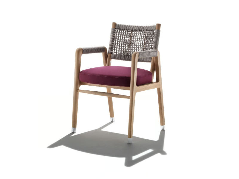ORTIGIA OUTDOOR - Solid wood chair with armrests by Flexform