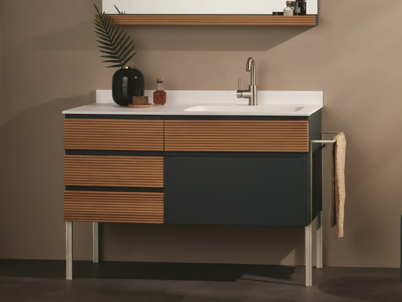 ROOF - Floor-standing single linden vanity unit with towel rail by Gaia Mobili