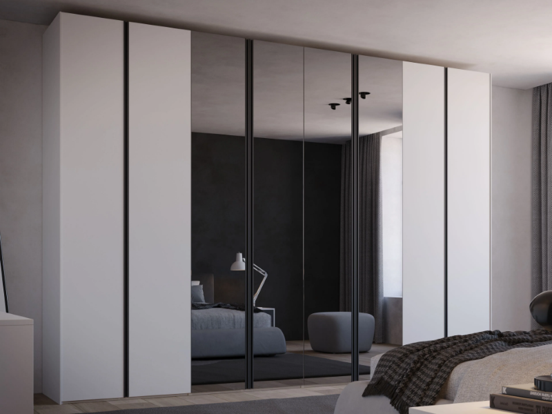 MURANO - Built-in mirrored wooden wardrobe with coplanar doors by Giessegi