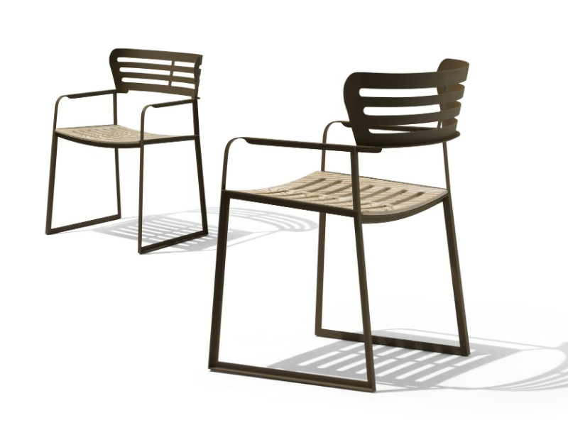 GEA - Sled base garden chair with armrests by Giorgetti
