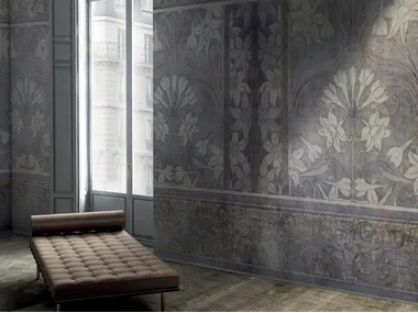 LOTUS - Wallpaper with floral pattern by GLAMORA