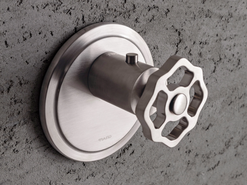 VINTAGE - Wall-mounted remote control tap by GRAFF