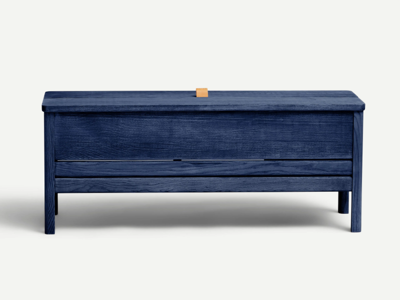 FORM & REFINE - A LINE 111 SPECIAL EDITION - Oak storage chest by In Stock