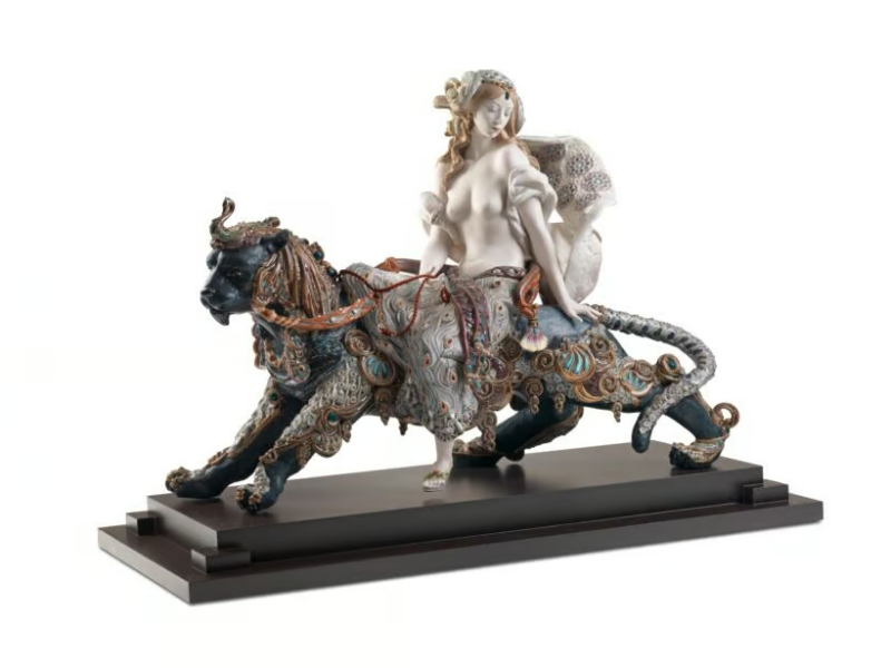 BACCHANTE ON A PANTHER WOMAN - Porcelain decorative object by Lladró