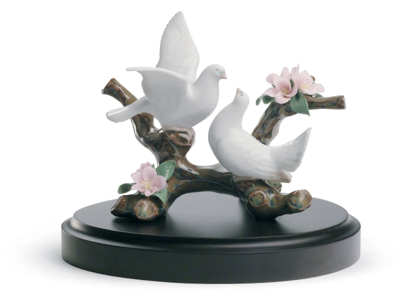DOVES ON A CHERRY TREE - Porcelain decorative object by Lladró