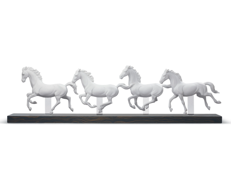 GALLOPING HERD HORSES WHITE - Porcelain decorative object by Lladró