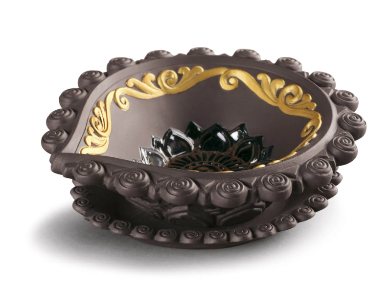 LOTUS ROUND DIYA - Porcelain decorative object by Lladró