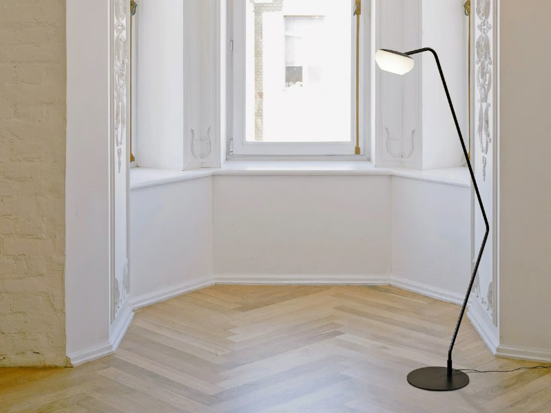 STRUCTURE - LED reading metal floor lamp by Millelumen