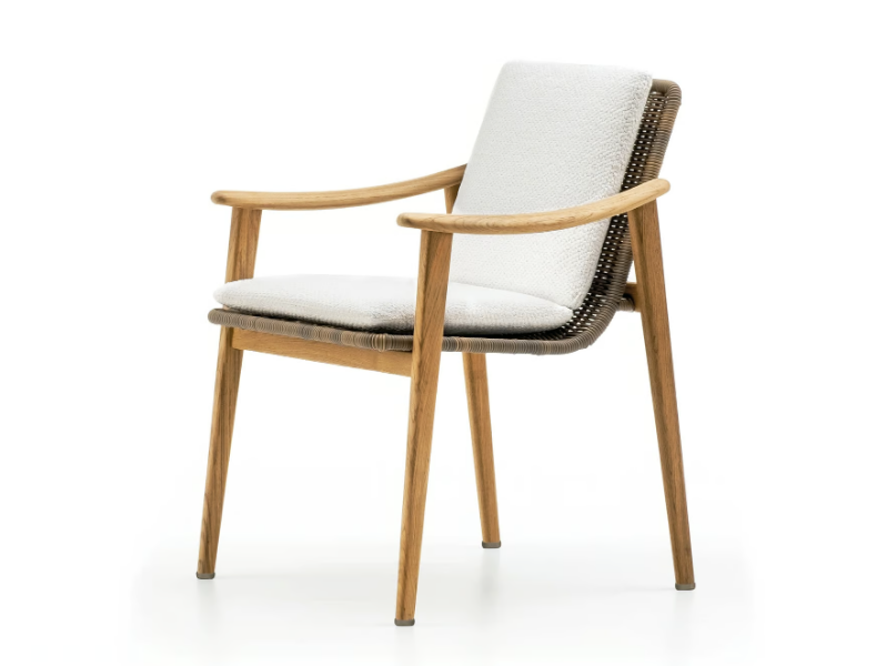 FYNN OUTDOOR - Teak outdoor chair with armrests by Minotti