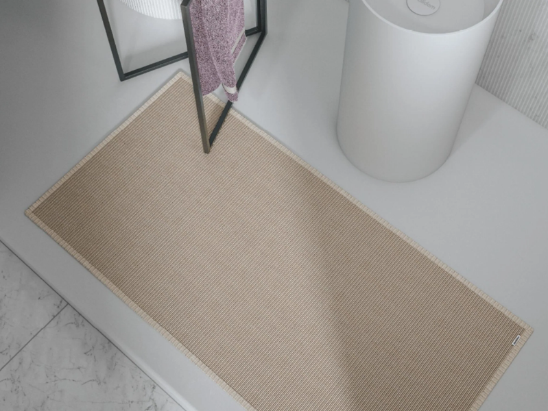 FOUNT - Solid-color rectangular polypropylene rug by Mobilcrab