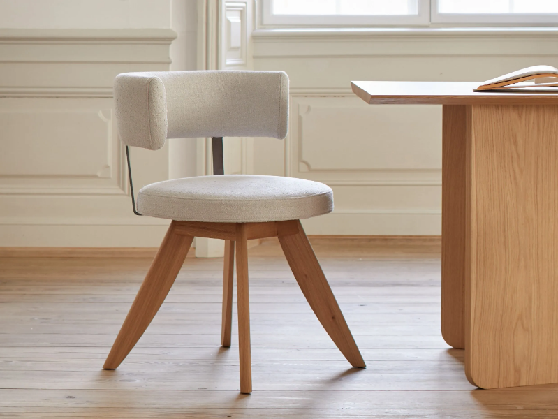 PAR - Upholstered fabric chair by MORE