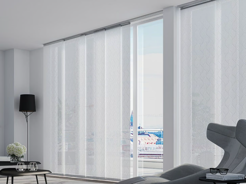 ORIENTE - Aluminium panel curtains headrail by Mottura