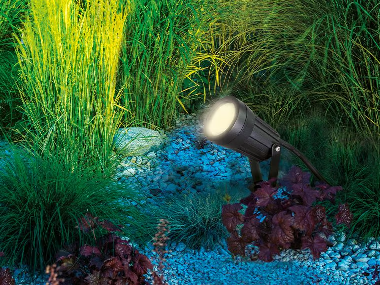 PEAK - LED adjustable powder coated aluminium Outdoor floodlight by Novalux