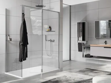 KUADRA HA FRAME - Glass and aluminium shower panel with pivoting door by NOVELLINI