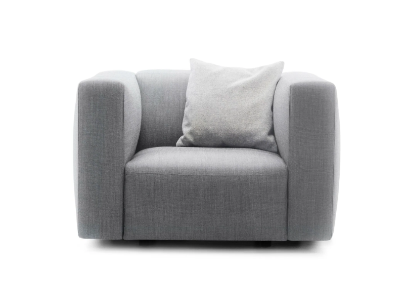 MATCH - Armchair with armrests by Prostoria
