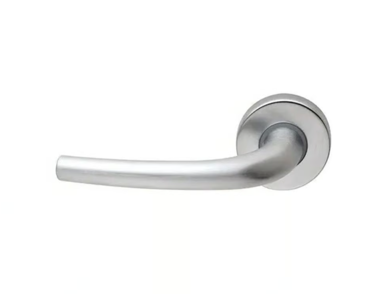 ARCO - Door handle on rose by PROTEK®