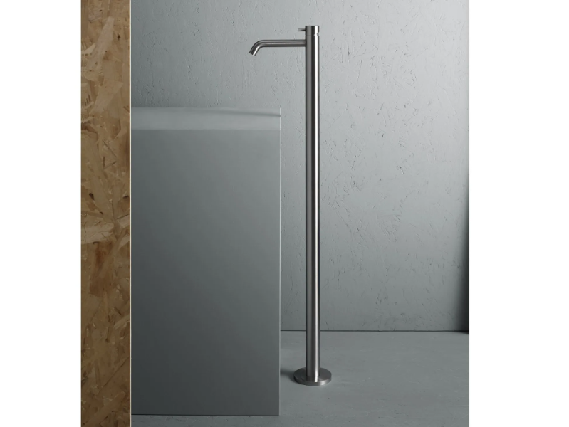SOURCE 12 05 - Floor standing single handle washbasin mixer by Quadrodesign