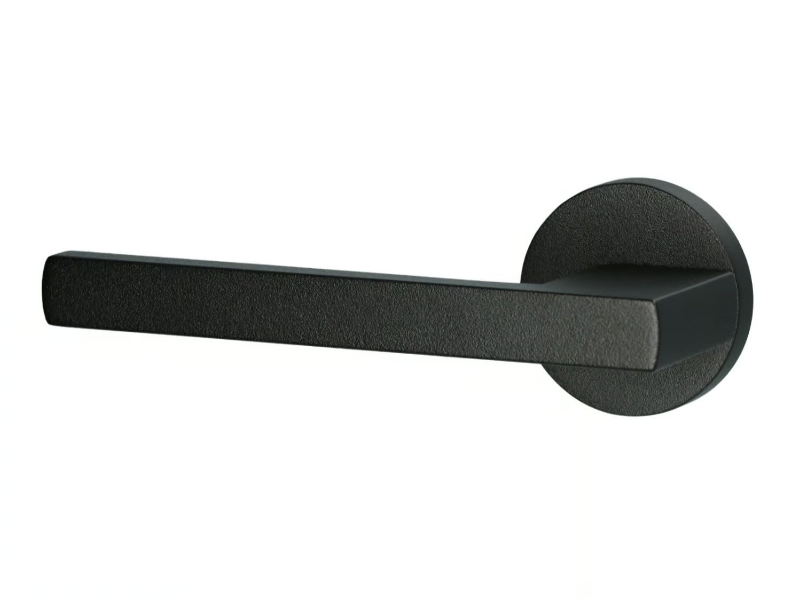 HELSINKI - Aluminium door handle on rose by Quincalux