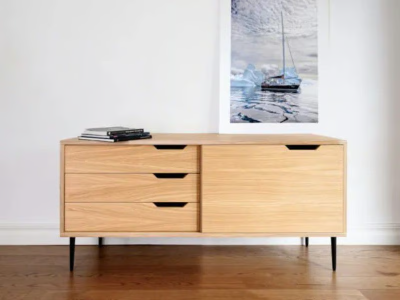 NOBLE - Sideboard with sliding doors by Radis