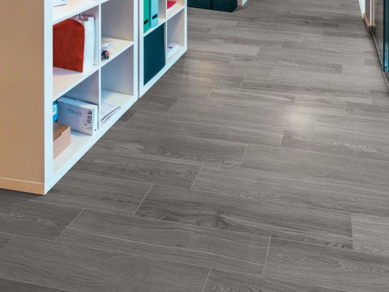 WOODSOFT - Porcelain stoneware flooring with wood effect by Ragno