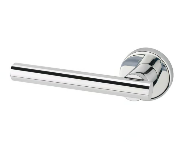 ASTRA - Brass door handle on rose by Reguitti