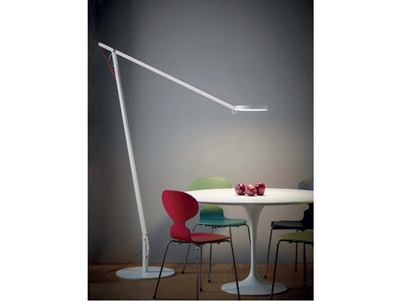 STRING XL - LED aluminium floor lamp with swing arm by Rotaliana