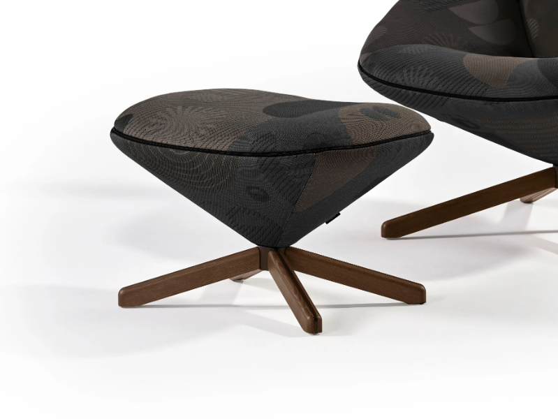 TORTUGA - With 4-spoke base fabric footstool by Sancal
