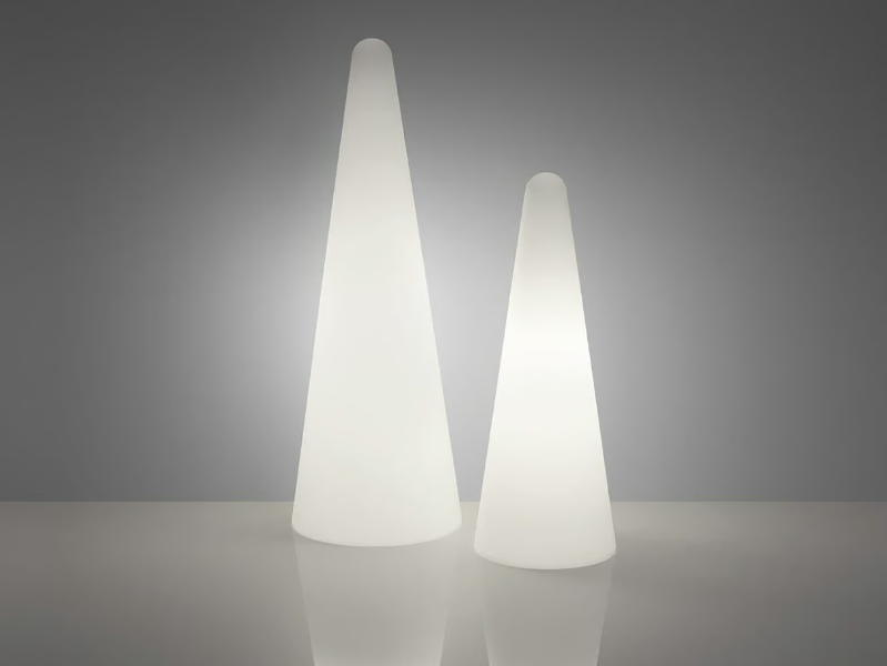 CONO - Polyethylene floor lamp by SLIDE