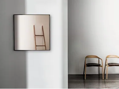 VISUAL SQUARE - Square wall-mounted mirror by Sovet italia