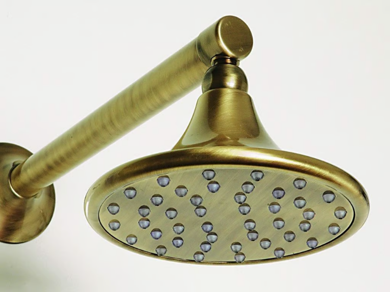 FORMAE - Vintage style wall-mounted brass overhead shower with arm with anti-lime system by Tender rain