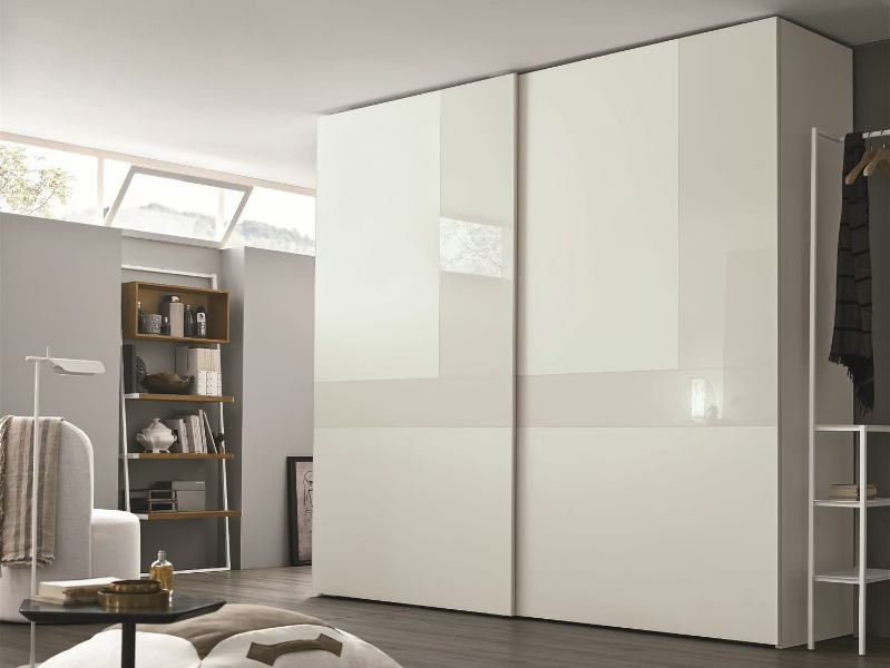CRISTAL - Wardrobe with sliding doors by Tomasella