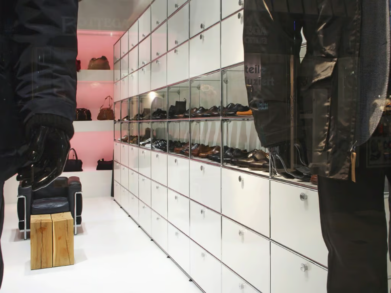 USM HALLER STORAGE SYSTEM FOR RETAIL - Shop furnishing by USM