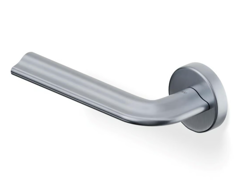 H381 KAN - Brass door handle on rose by Valli