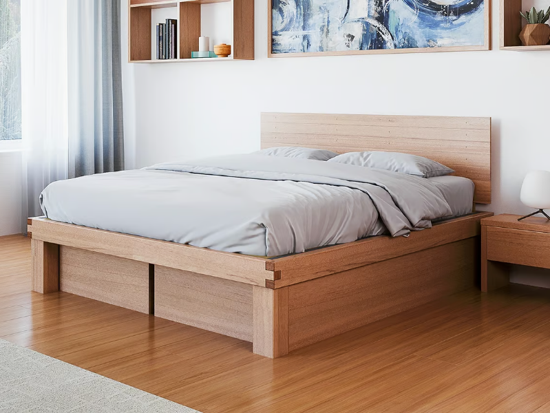 LICHENE - Solid wood storage bed by Vivere Zen